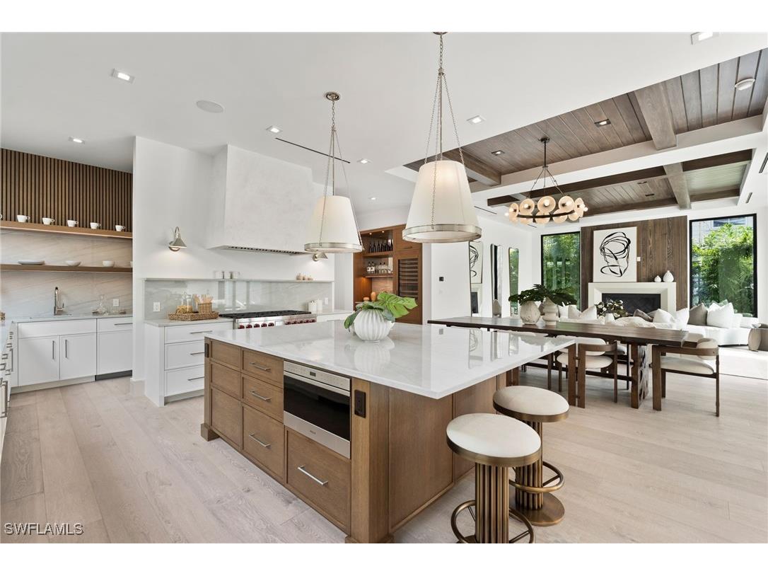 273 10th Avenue S Naples FL 34102 225068377 image7