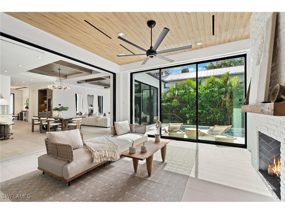 273 10th Avenue S Naples FL 34102 225068377 image8