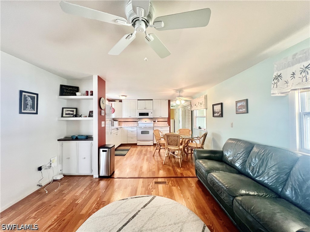 273 Cape Sable Drive Naples FL 34104 226014203 image9