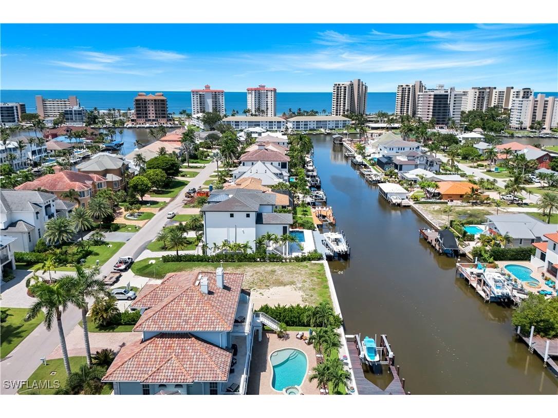 273 Egret Avenue Naples FL 34108 225064483 image3