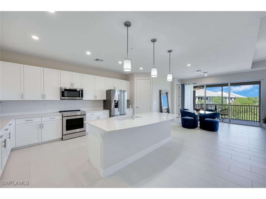 273 Indies Drive E #202 Naples FL 34114 225028459 image7