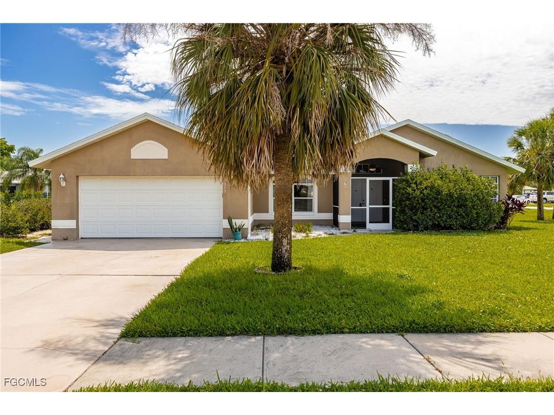 273 Justene Circle Lehigh Acres FL 33936 2025000557 image2