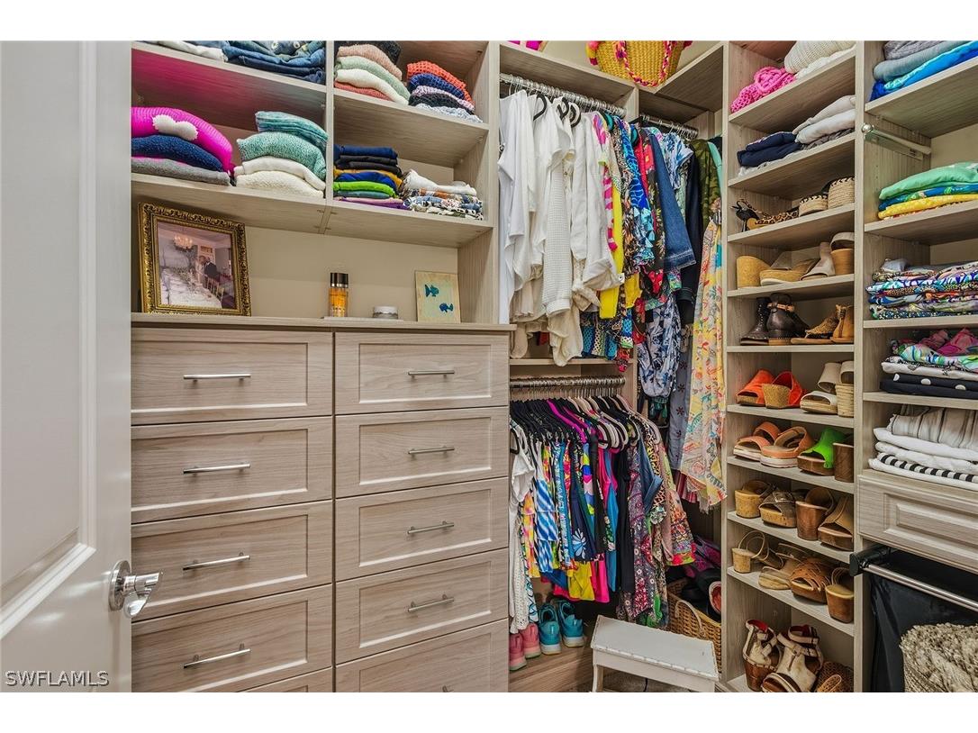 2730 Aviamar Circle Naples FL 34114 226007676 image12