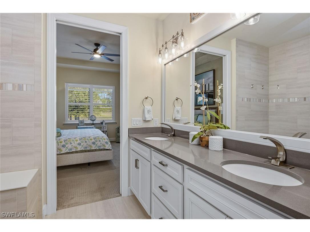 2730 Aviamar Circle Naples FL 34114 226007676 image13