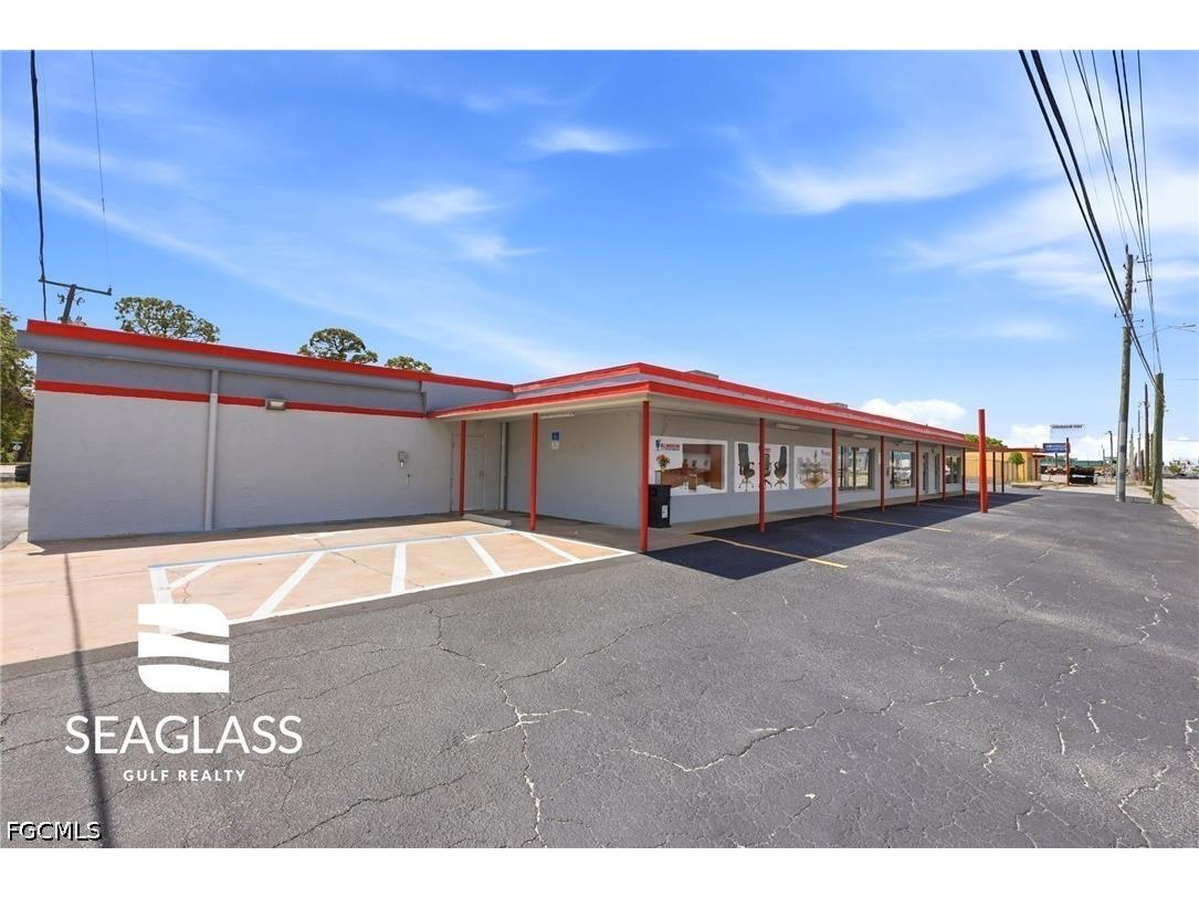 2730 Fowler Street Fort Myers FL 33901 2026022904 image1