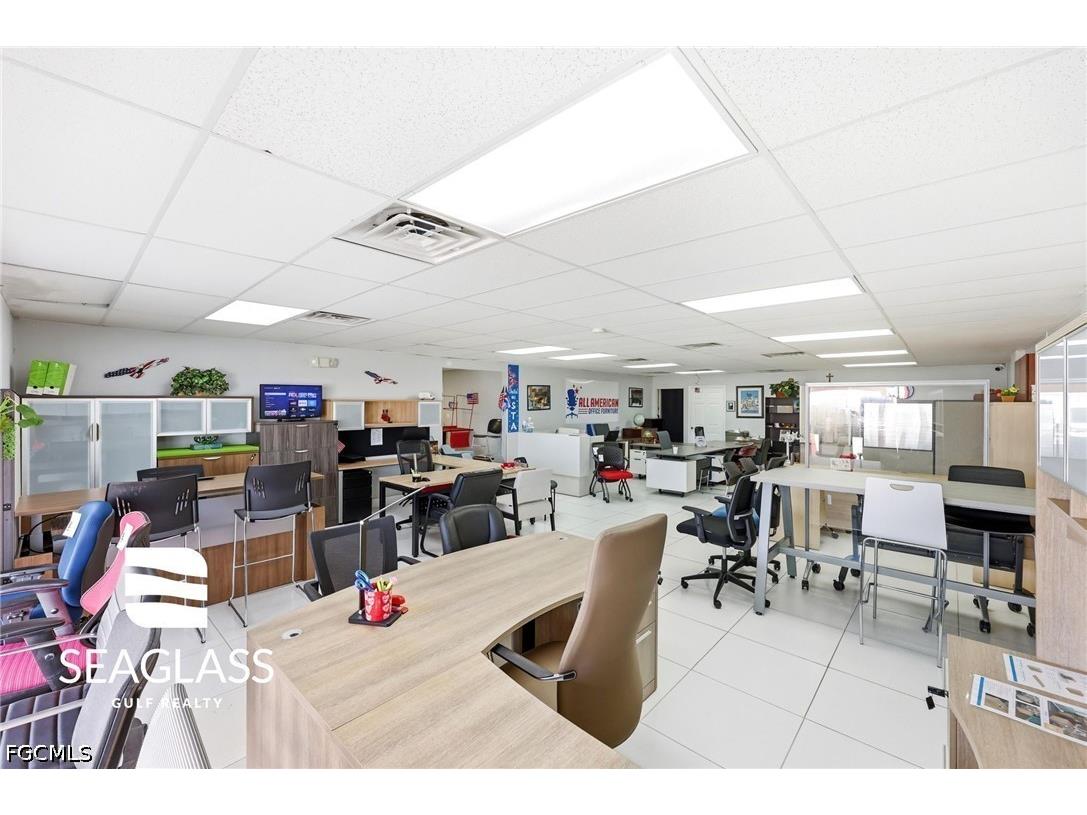 2730 Fowler Street Fort Myers FL 33901 2026022904 image32