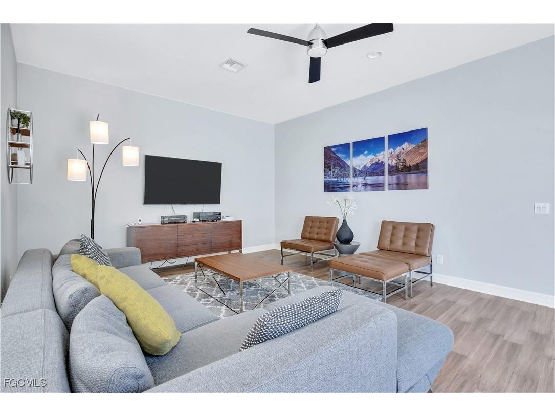 2730 NW 42nd Place Cape Coral FL 33993 2025020760 image10