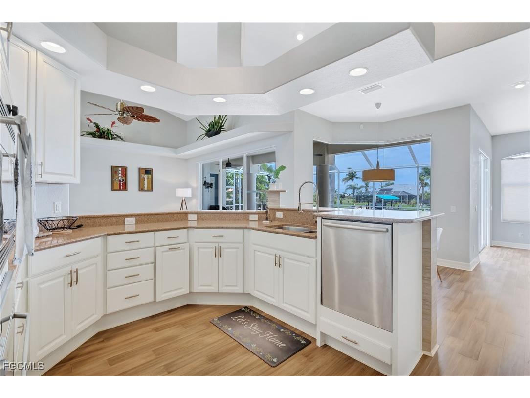 2730 NW 42nd Place Cape Coral FL 33993 2025020760 image11