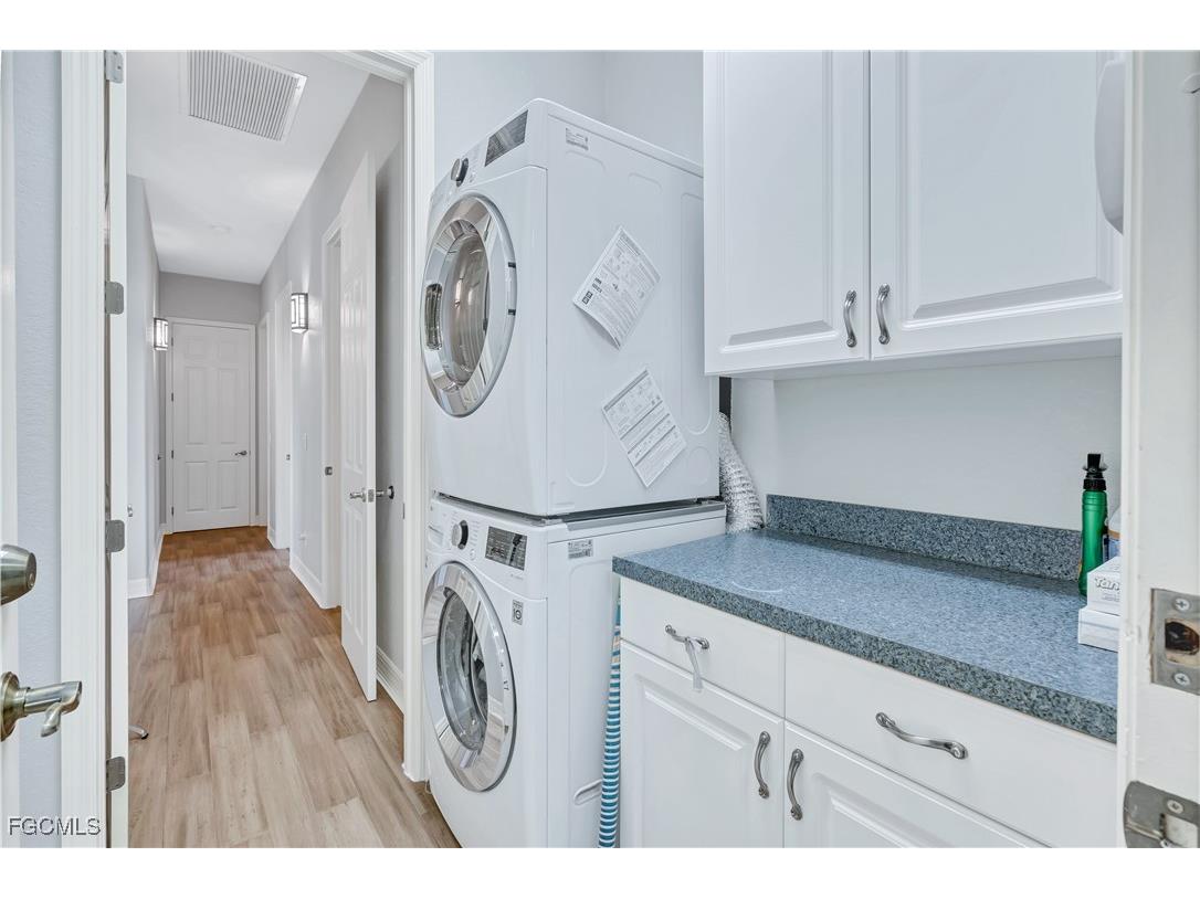 2730 NW 42nd Place Cape Coral FL 33993 2025020760 image26