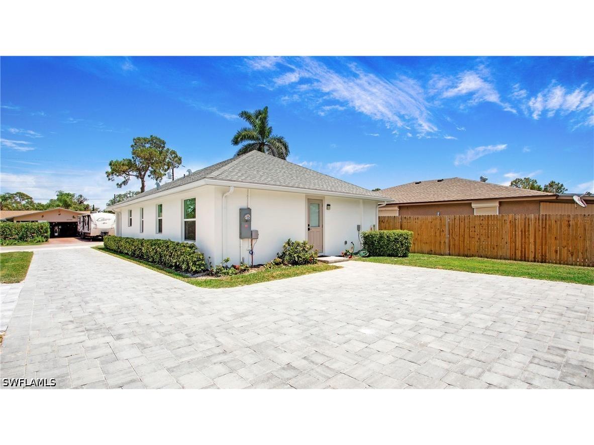 27302 Dortch Avenue Bonita Springs FL 34135 226012808 image2