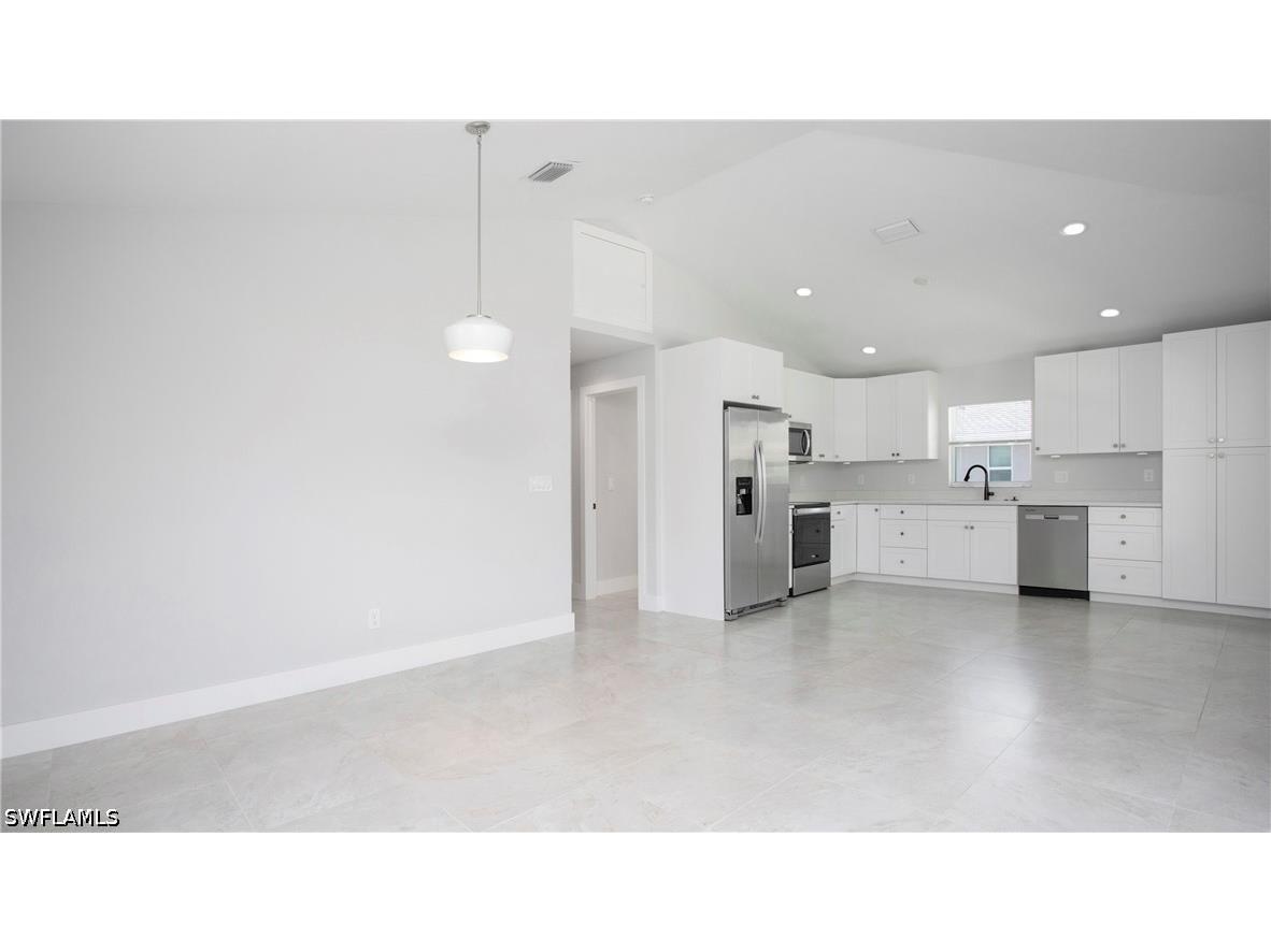 27302 Dortch Avenue Bonita Springs FL 34135 226012808 image8