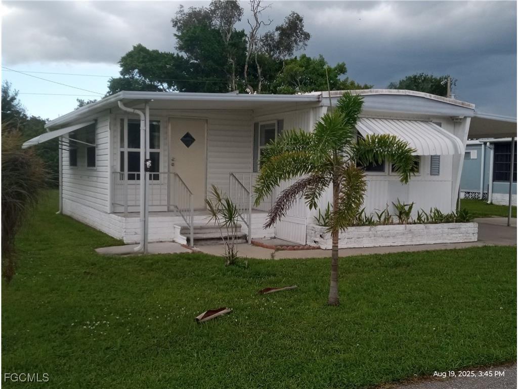 2731 Breezewood Drive North Fort Myers FL 33917 2025006540 image2