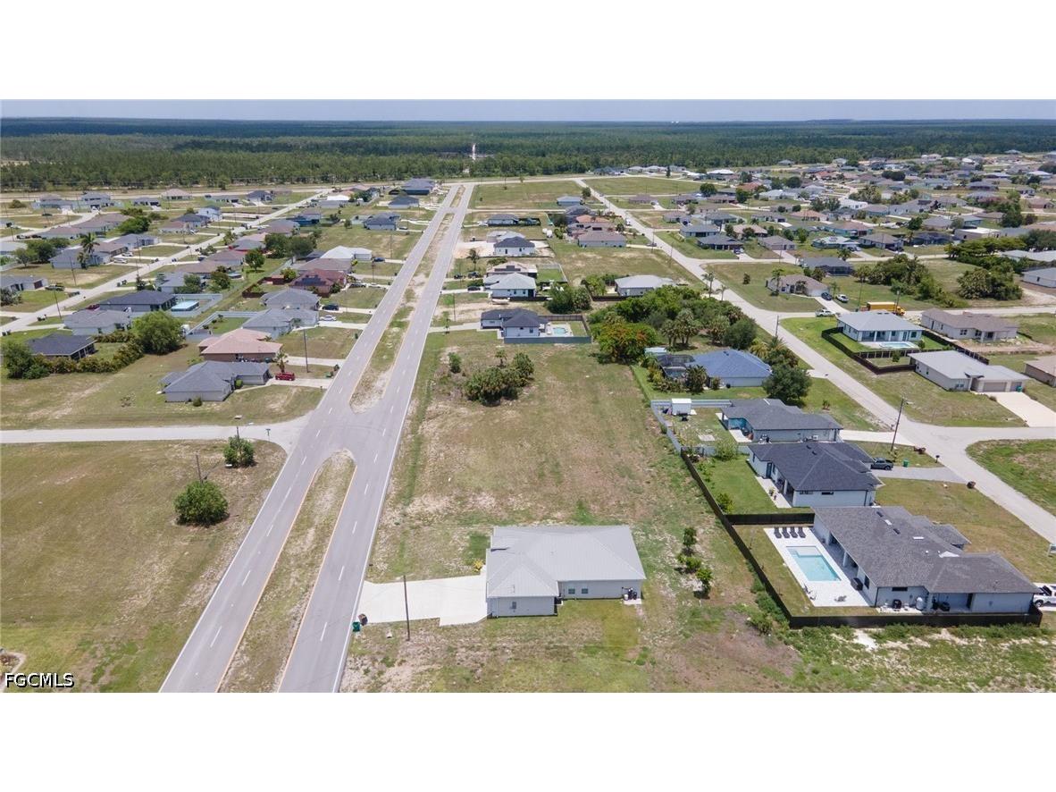 2731 Nelson Road N Cape Coral FL 33993 2026024591 image7
