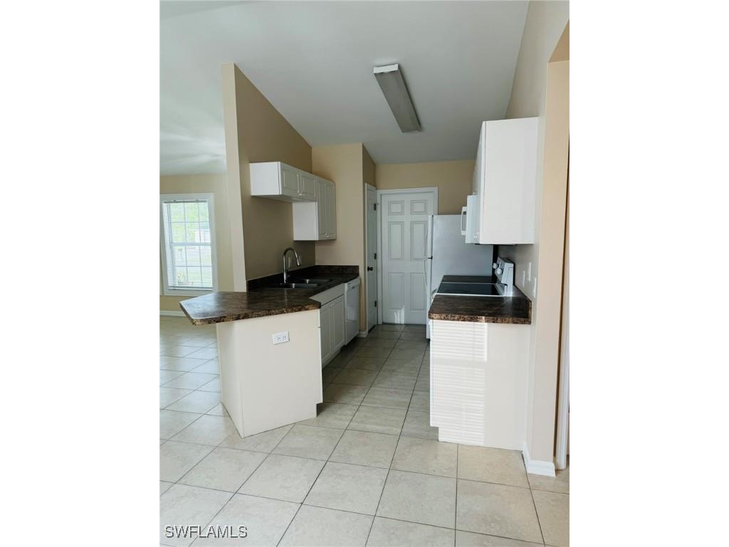 2732 NE 7th Place Cape Coral FL 33909 225060231 image5