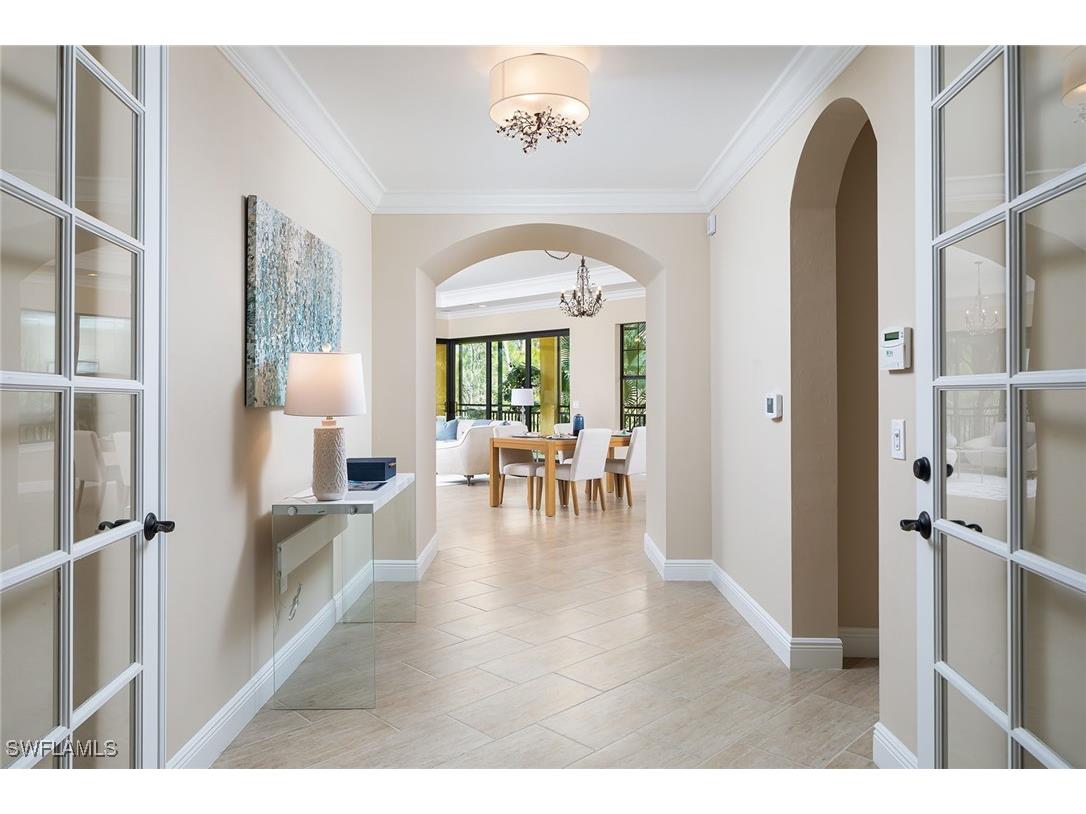 2733 Tiburon Boulevard E #101 Naples FL 34109 224069489 image1