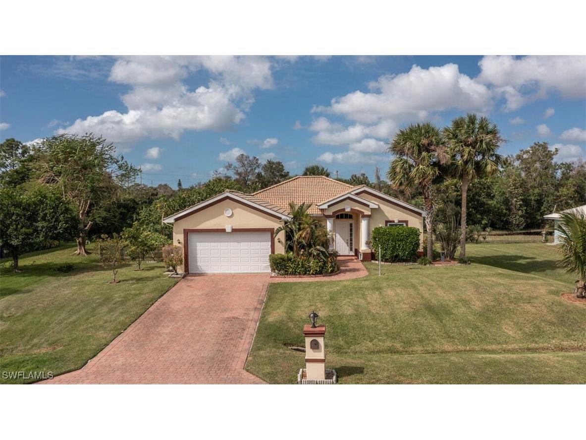 27330 Rue De Paix Bonita Springs FL 34135 224084803 image1
