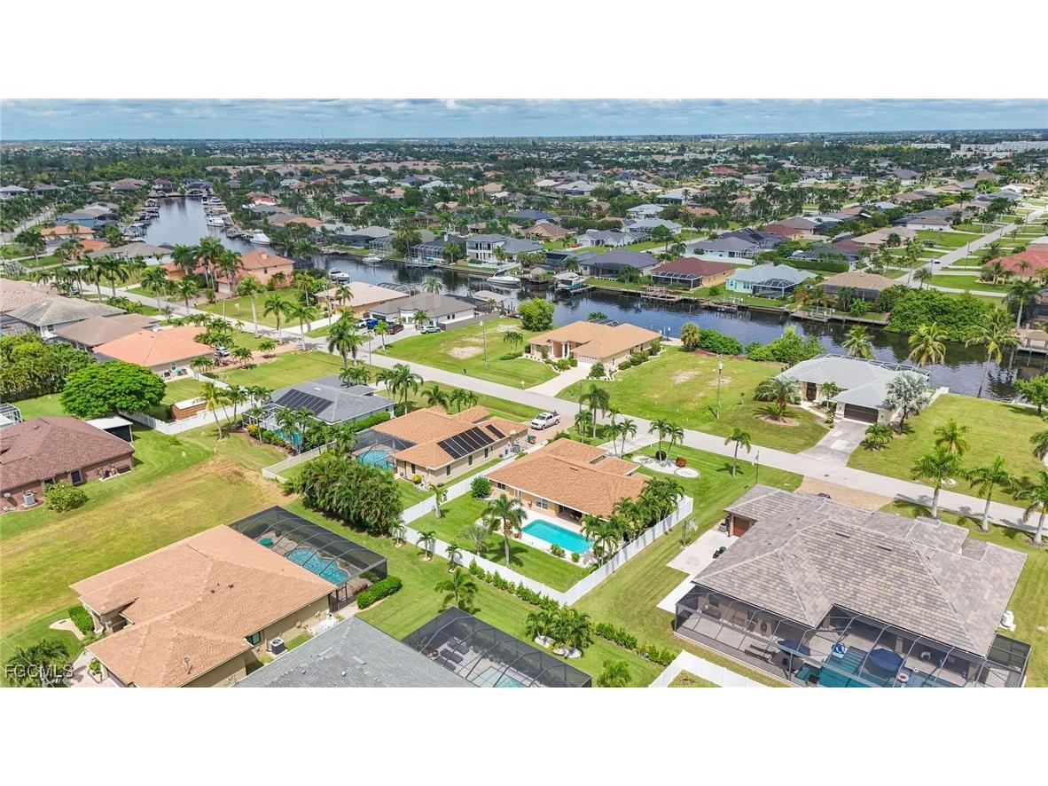 2734 SW 28th Avenue Cape Coral FL 33914 2025015843 image37