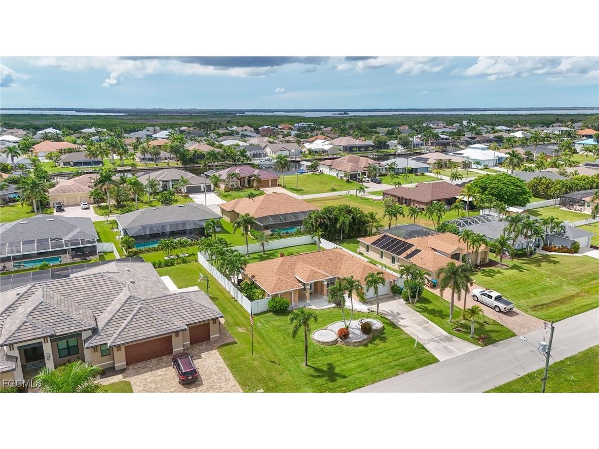 2734 SW 28th Avenue Cape Coral FL 33914 2025015843 image40