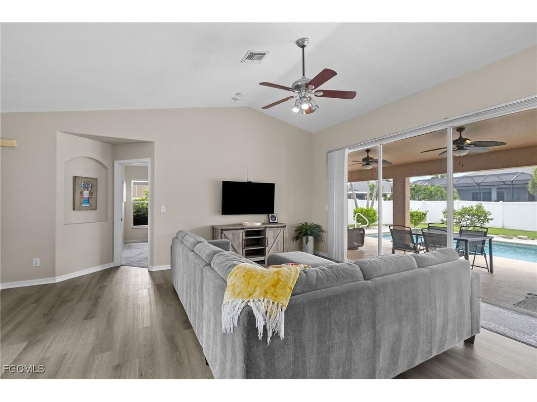 2734 SW 28th Avenue Cape Coral FL 33914 2025015843 image7