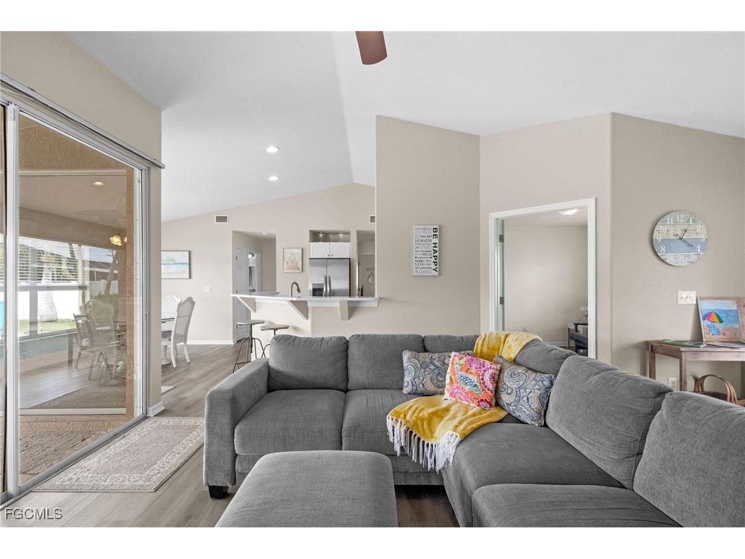 2734 SW 28th Avenue Cape Coral FL 33914 2025015843 image8