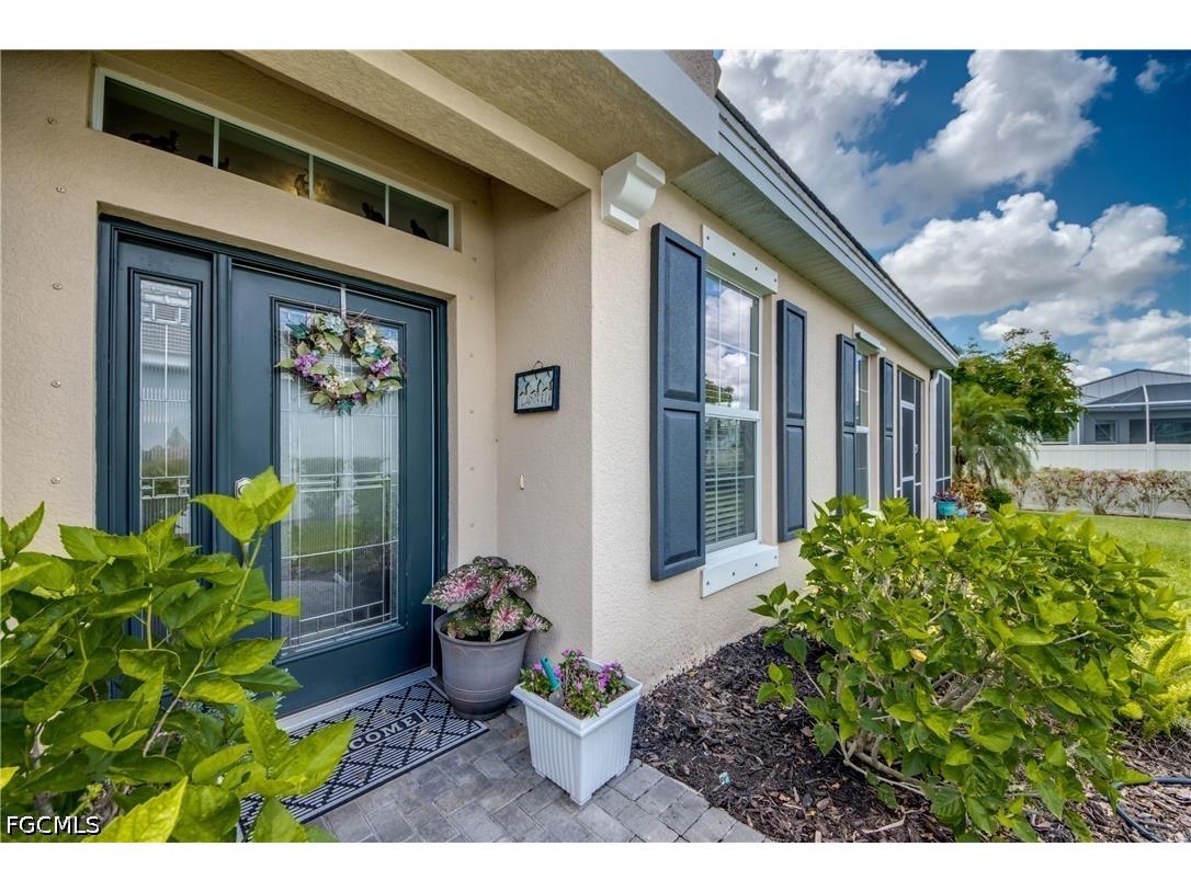 2734 Vareo Court Cape Coral FL 33991 2026022000 image2