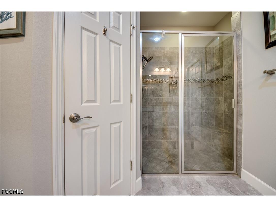 2734 Vareo Court Cape Coral FL 33991 2026022000 image27