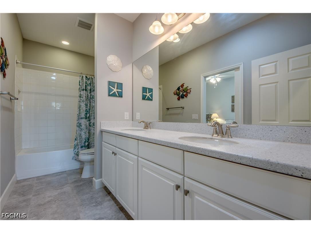 2734 Vareo Court Cape Coral FL 33991 2026022000 image30
