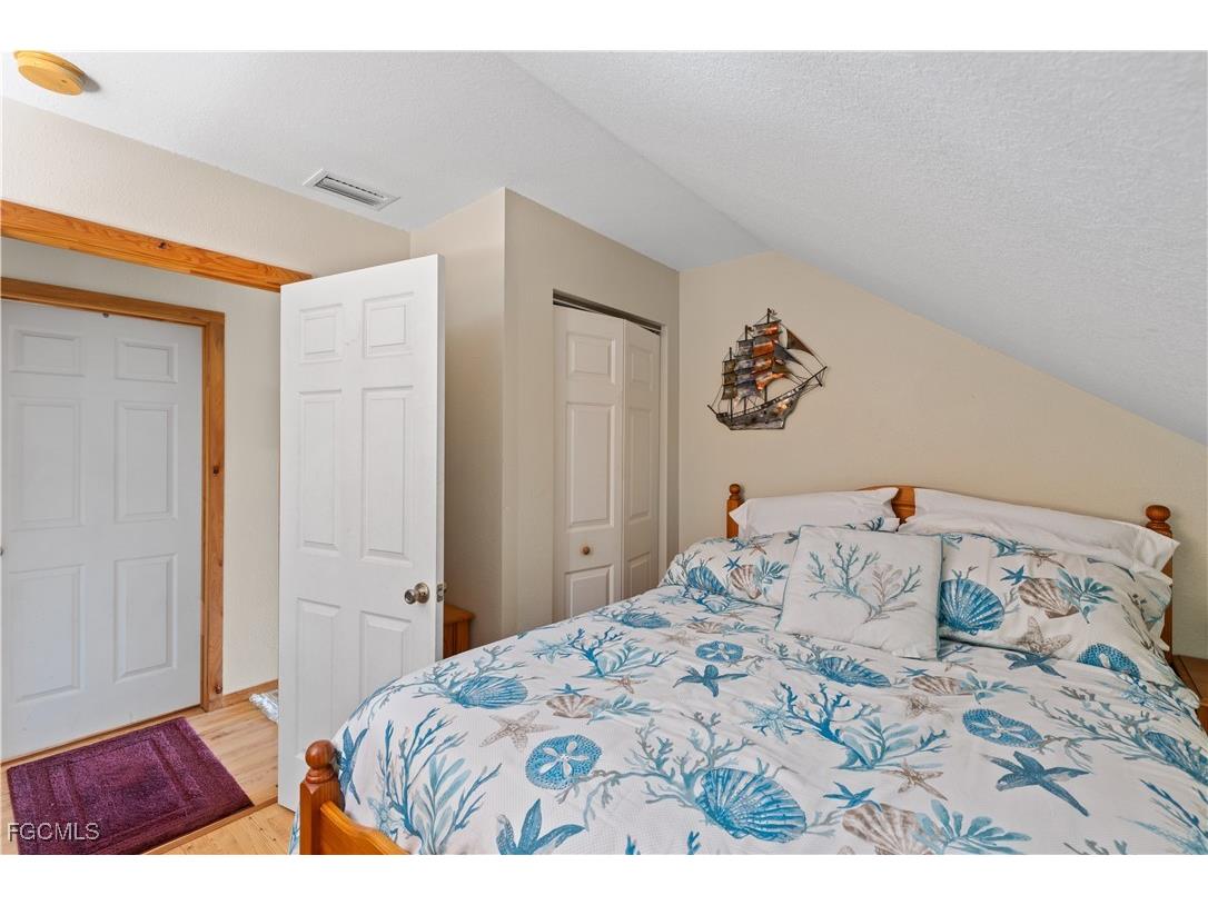 27350 San Carlos Drive Punta Gorda FL 33983 2026001730 image43