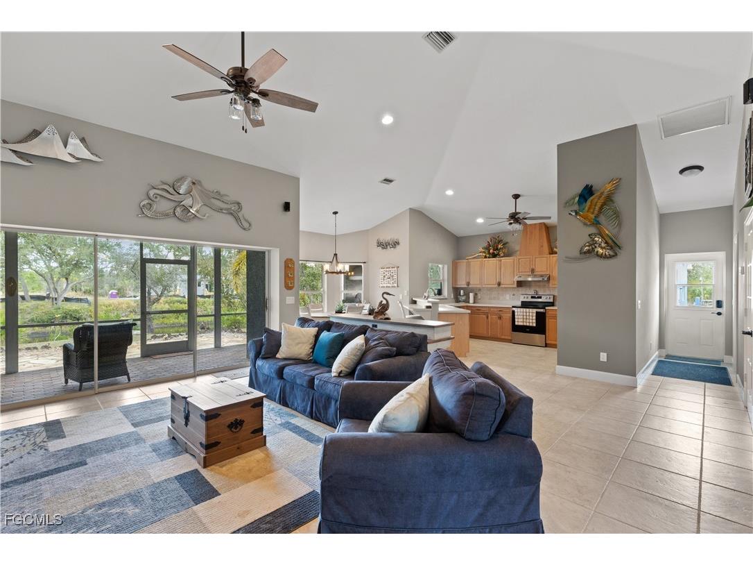 27350 San Carlos Drive Punta Gorda FL 33983 2026001730 image6