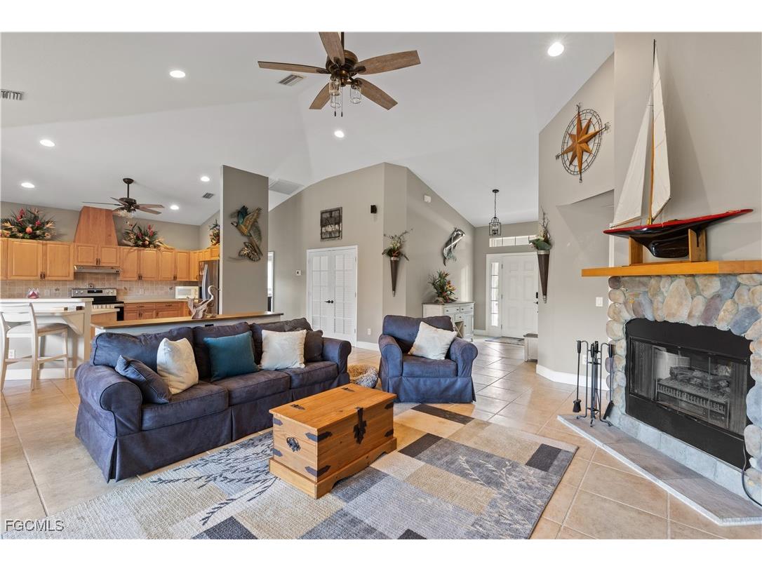 27350 San Carlos Drive Punta Gorda FL 33983 2026001730 image7