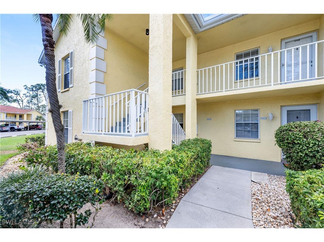 2736 Kings Lake Boulevard #101 Naples FL 34112 225030744 image1