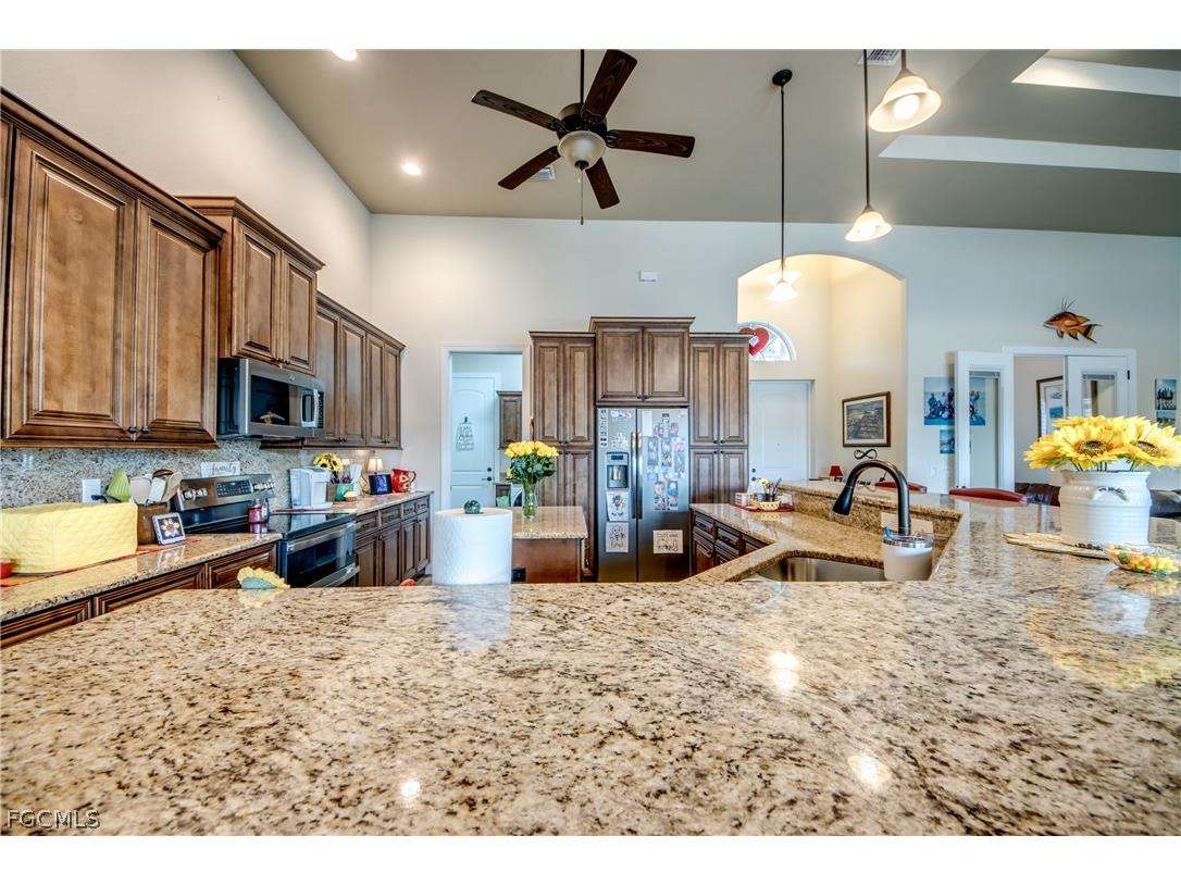 2736 Miracle Parkway Cape Coral FL 33914 2026012477 image18