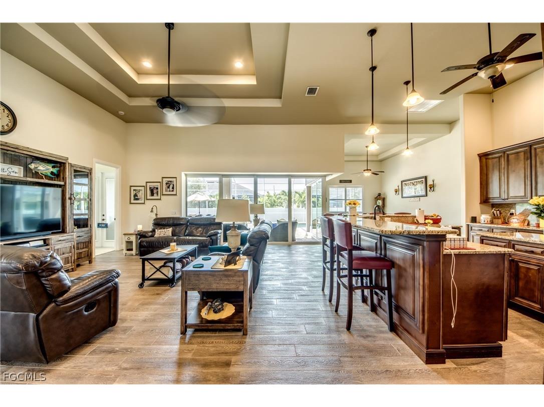 2736 Miracle Parkway Cape Coral FL 33914 2026012477 image8