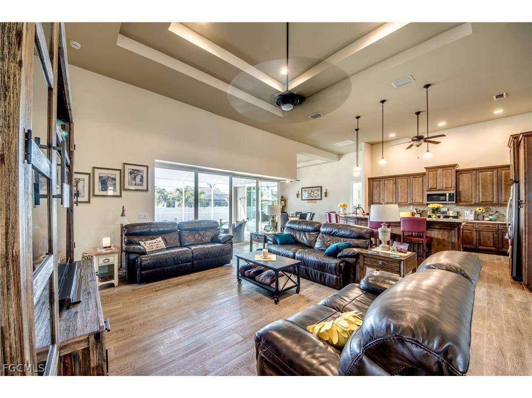 2736 Miracle Parkway Cape Coral FL 33914 2026012477 image9