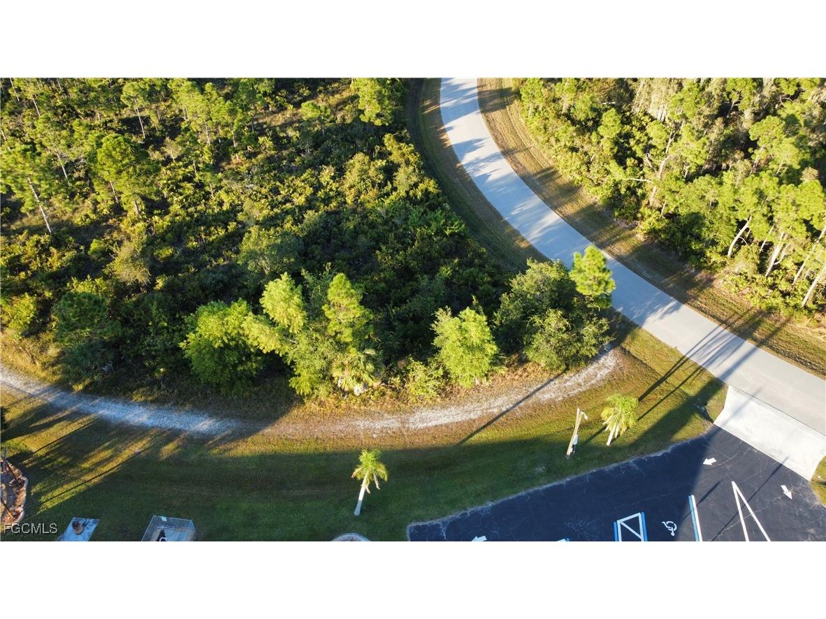 27366 Del Rio Drive Punta Gorda FL 33955 2025020481 image7