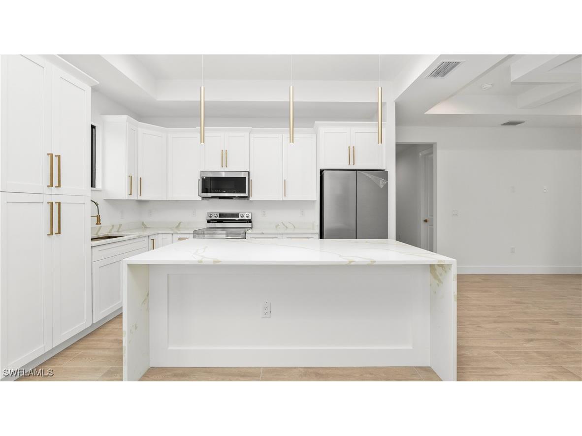 2737 48th Avenue NE Naples FL 34120 226002240 image12