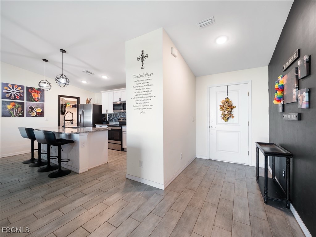 2737 NE 2nd Place Cape Coral FL 33909 2025018530 image12