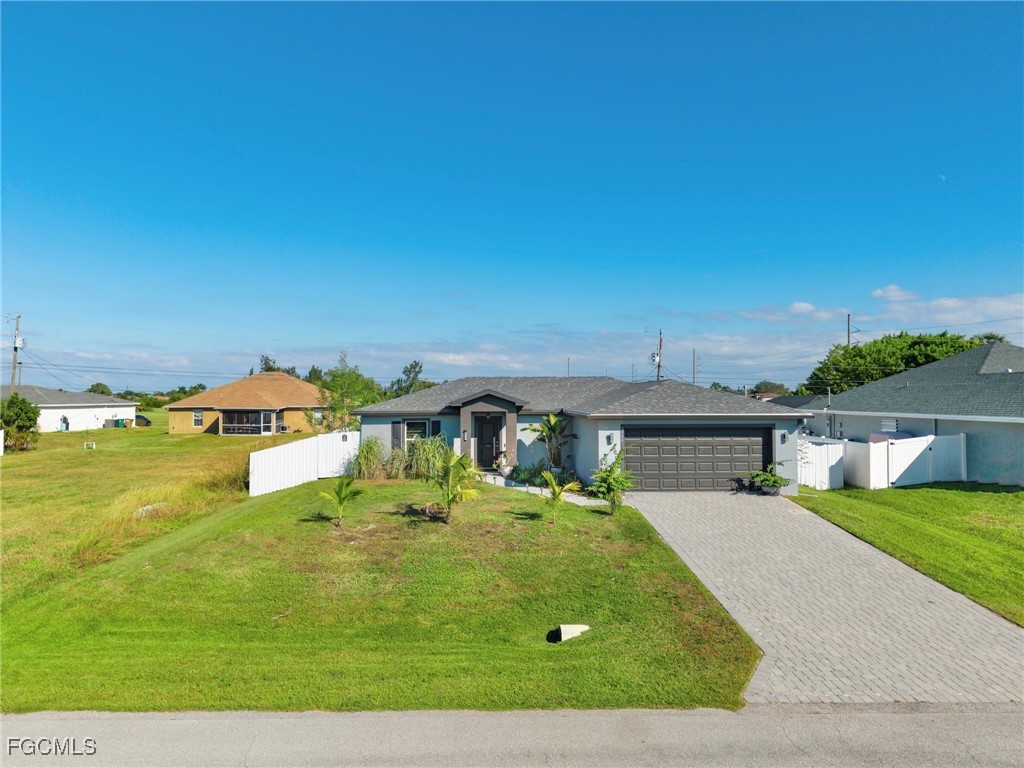 2737 NE 2nd Place Cape Coral FL 33909 2025018530 image25