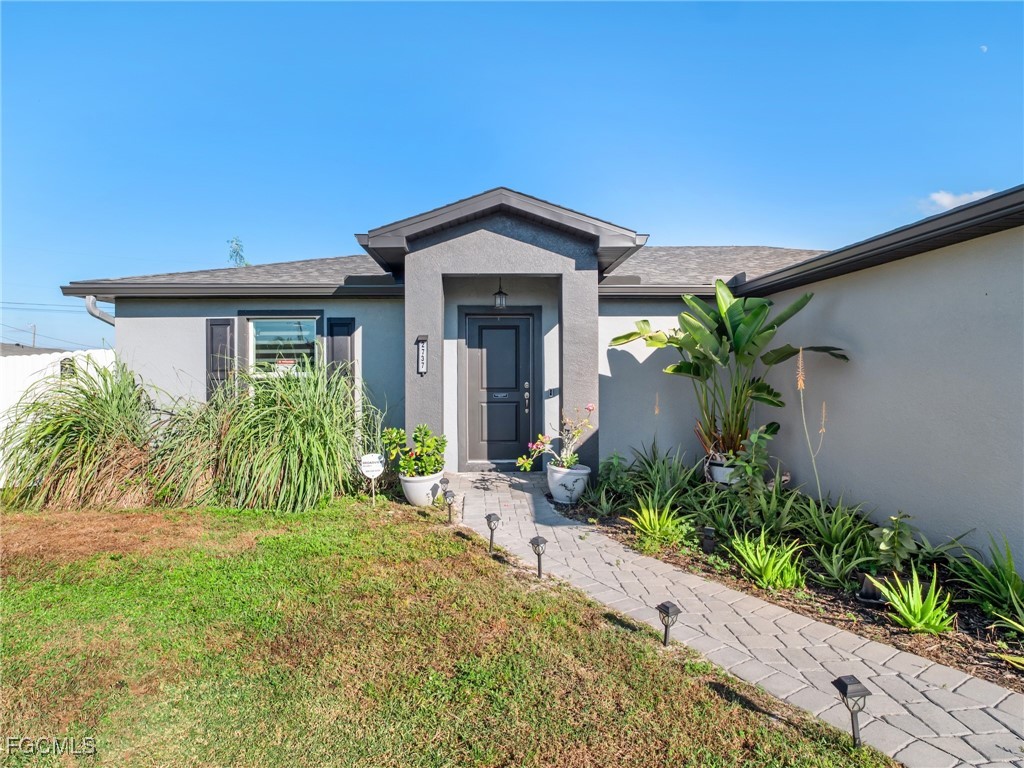 2737 NE 2nd Place Cape Coral FL 33909 2025018530 image38