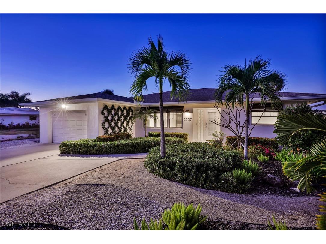 2737 Shoreview Drive Naples FL 34112 225084800 image1