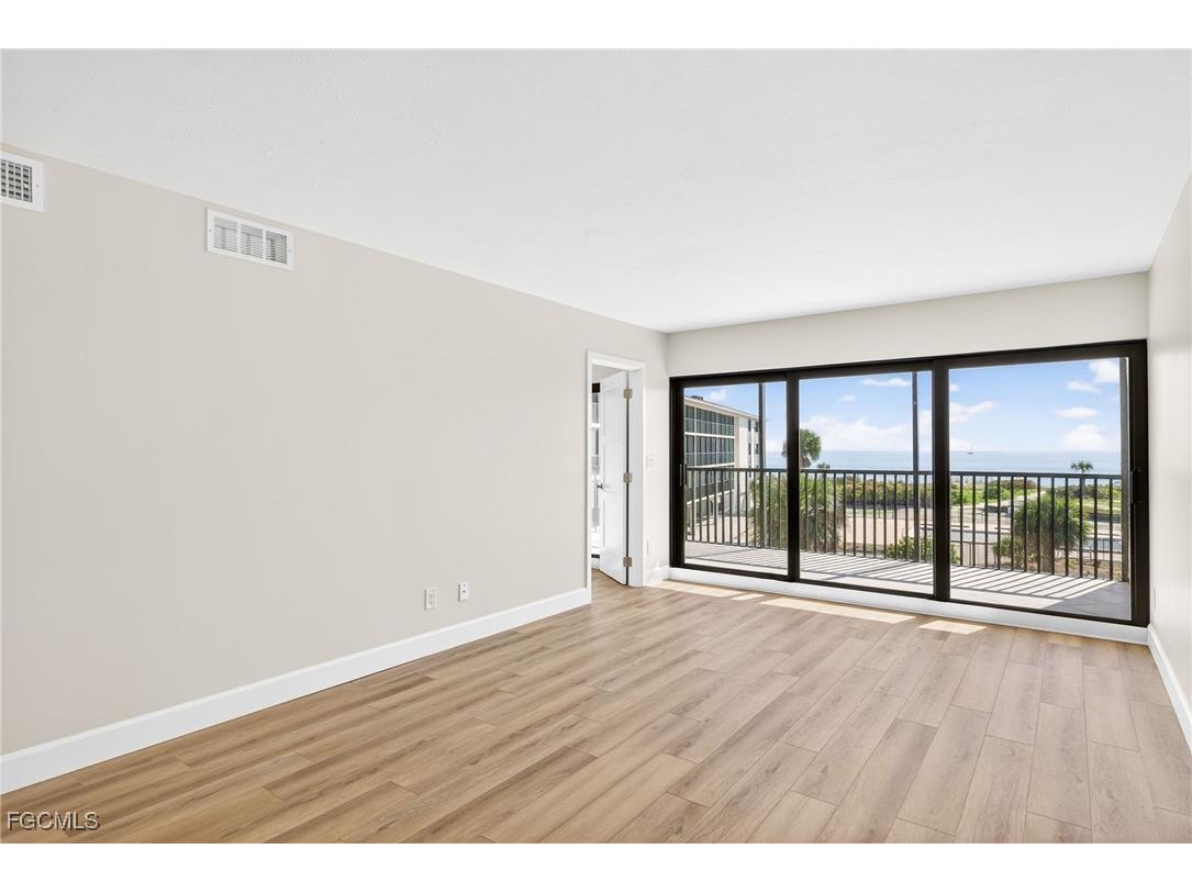 2737 W Gulf Drive #222 Sanibel FL 33957 2026001887 image16