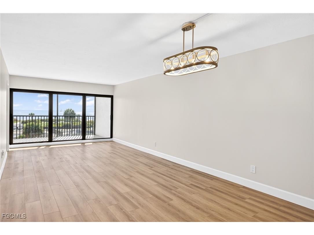 2737 W Gulf Drive #222 Sanibel FL 33957 2026001887 image17