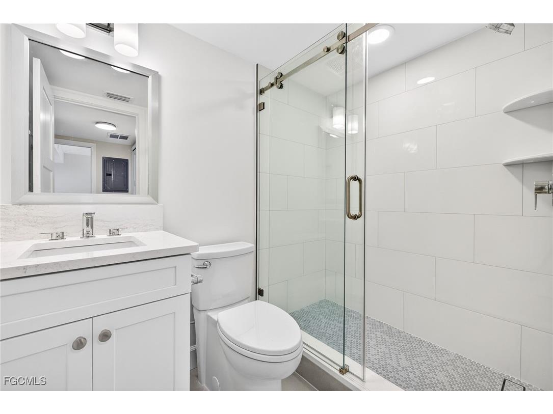 2737 W Gulf Drive #222 Sanibel FL 33957 2026001887 image29