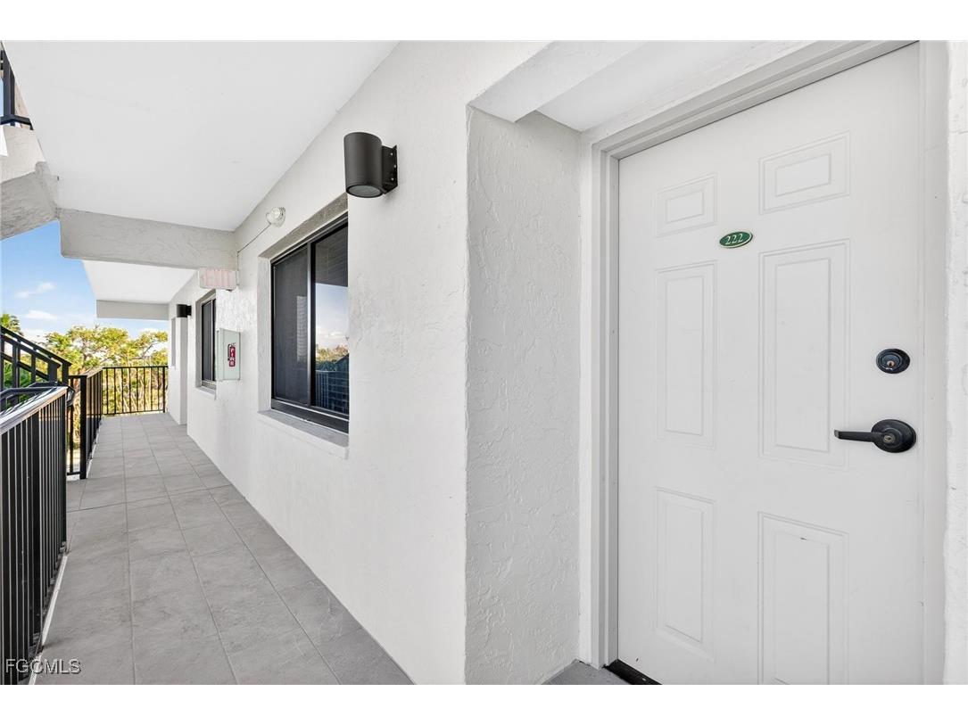 2737 W Gulf Drive #222 Sanibel FL 33957 2026001887 image31
