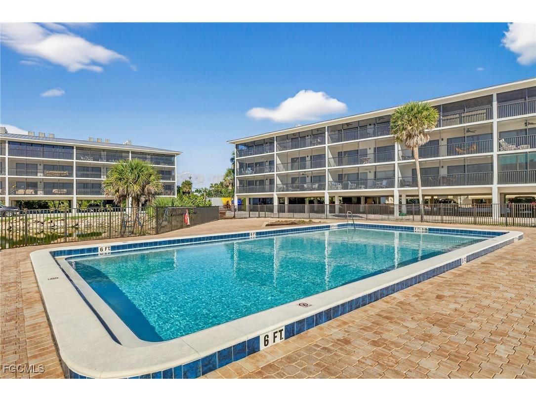2737 W Gulf Drive #222 Sanibel FL 33957 2026001887 image36
