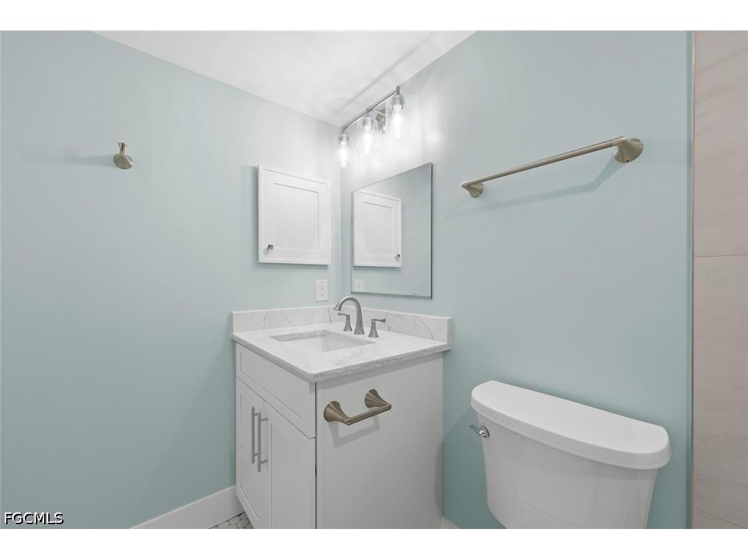 2737 W Gulf Drive #238 Sanibel FL 33957 2026017468 image24