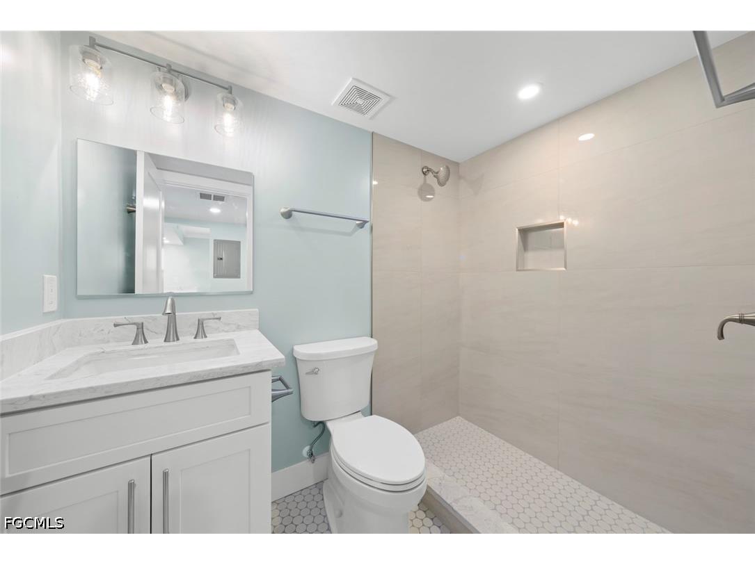 2737 W Gulf Drive #238 Sanibel FL 33957 2026017468 image8