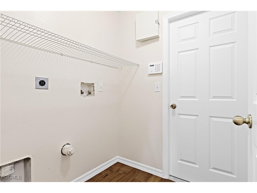 2738 NW 4th Terrace Cape Coral FL 33993 2025014465 image17