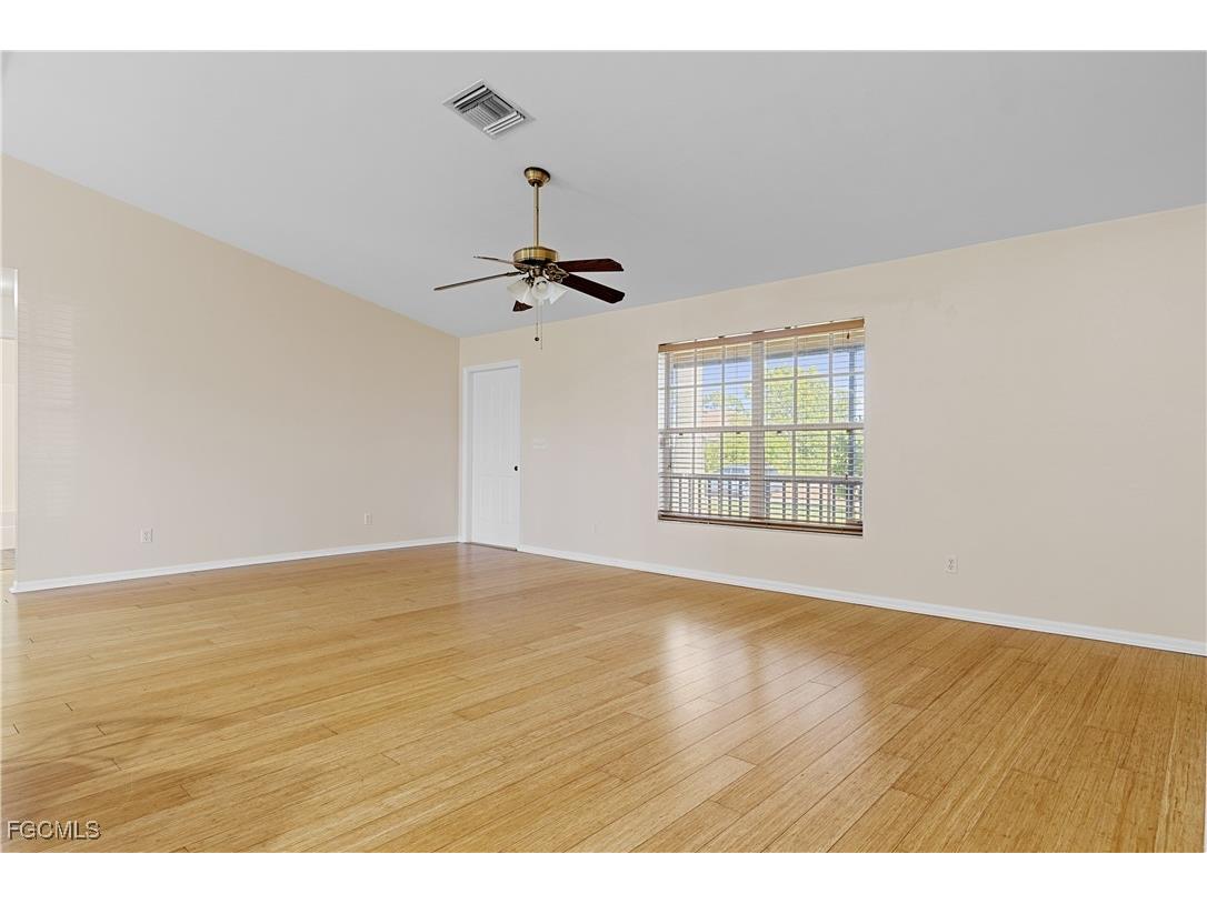 2738 NW 4th Terrace Cape Coral FL 33993 2025014465 image18