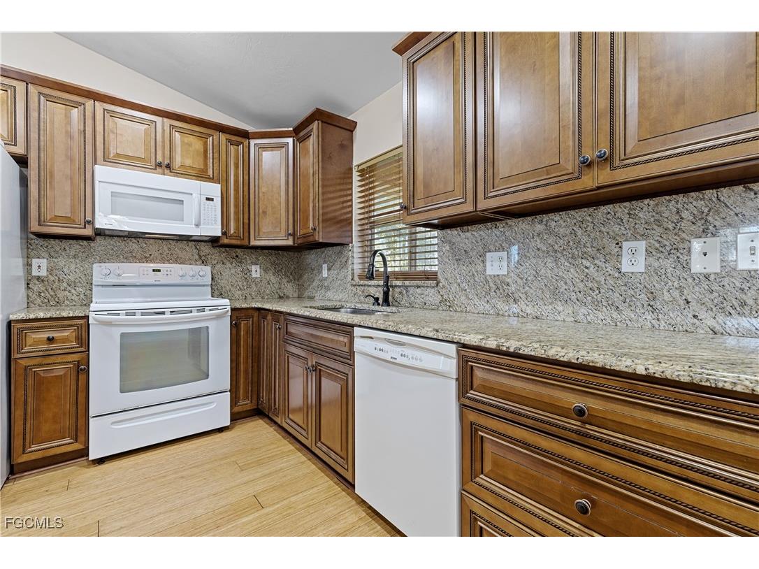 2738 NW 4th Terrace Cape Coral FL 33993 2025014465 image22